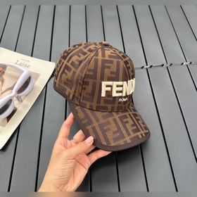 FENDI Fendi Модная бейсболка Новая модель. Рекомендуем обратить в