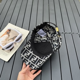 Fendi Отличная форма Новая бейсболка