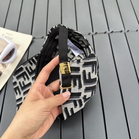 Fendi Отличная форма Новая бейсболка