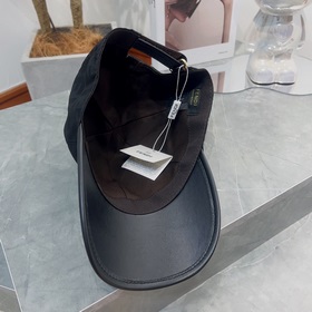 Бейсболка Fendi FF [модель из фирменного магазина] – редкая наход