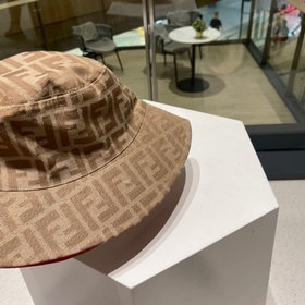FENDI - Новая двусторонняя кепка с узором виде рыбацкой сети Кла