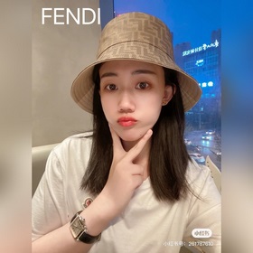FENDI - Новая двусторонняя кепка с узором виде рыбацкой сети Кла
