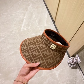 В комплекте с пылезащитным чехлом 【FENDI Новая модель летней кол