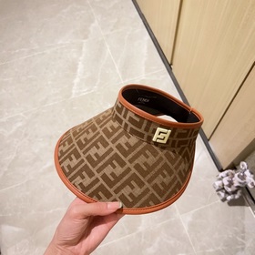 В комплекте с пылезащитным чехлом 【FENDI Новая модель летней кол