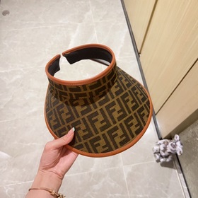 В комплекте с пылезащитным чехлом 【FENDI Новая модель летней кол