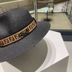 Новая модель шляпы FD Fendi, изготовлена из рафии, с комбинирован