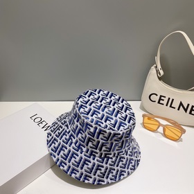 FENDI Фенди Бейсболка из серии Old Flower Классическая модель FF 