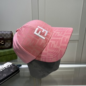 Новинка — FENDI, новая бейсболка, версия для покупки через посре