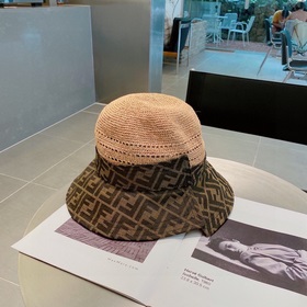 Новая модель шляпы FD Fendi, изготовлена из рафии, с комбинирован