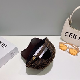 FENDI Фенди Бейсболка из серии Old Flower Классическая модель FF 
