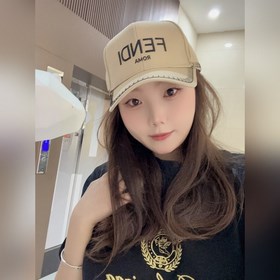FENDI Fendi Модная бейсболка Новая модель. Рекомендуем обратить в