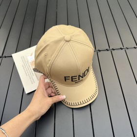 FENDI Fendi Модная бейсболка Новая модель. Рекомендуем обратить в