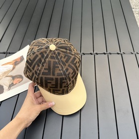 FENDI Fendi Модная бейсболка Новая модель. Рекомендуем обратить в