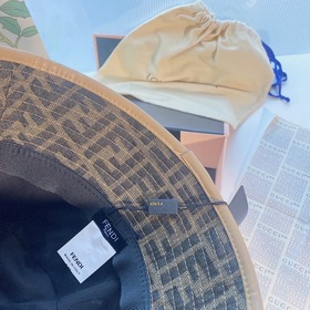 【Fendi】 Новая модель 2023 года, синхронизированная с магазинами, 