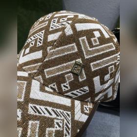 Fendi Мужская и женская одежда