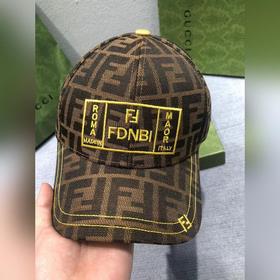 FD Fendi бейсболка