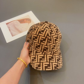 Классическая бейсболка Fendi, с двойным логотипом F, популярная м