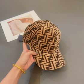 Классическая бейсболка Fendi, с двойным логотипом F, популярная м