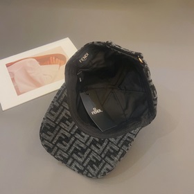 Классическая бейсболка Fendi, с двойным логотипом F, популярная м