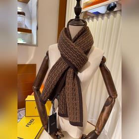 Новая модель Fendi! Рекомендуем тем, кто предпочитает уникальные 
