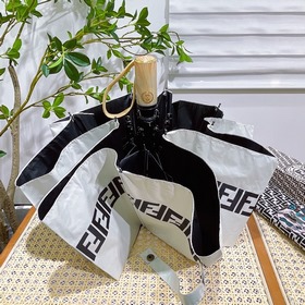FENDI Известный итальянский бренд роскошных товаров, создавший ун