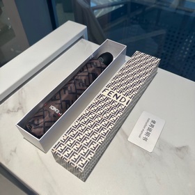 FENDI Новый автоматический складной зонт с принтом от FENDI, 2023