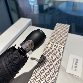 FENDI Новый автоматический складной зонт с принтом от FENDI, 2023