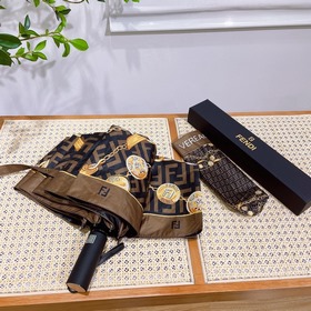 FENDI Популярный совместный продукт с Versace. Известный итальянс