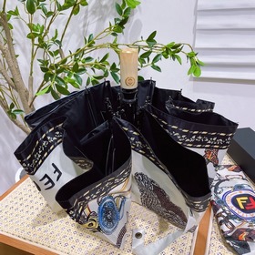 FENDI Известный итальянский бренд роскошных товаров, создавший ун