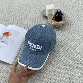 FENDI Fendi Модная бейсболка Новая модель. Рекомендуем обратить в