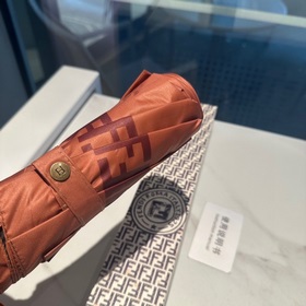 FENDI Новая модель трехсекционного автоматического складного зонт