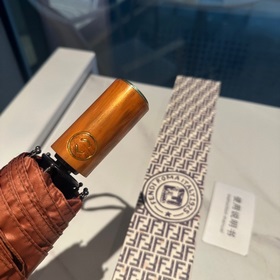 FENDI Новая модель трехсекционного автоматического складного зонт