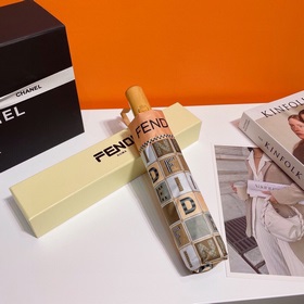 FENDI Известный итальянский бренд роскошных товаров, создавший ун