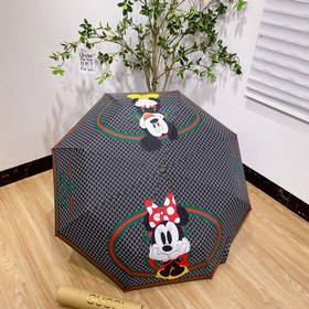 GUCCI GUCCI (Gucci) с изображением Микки Мауса. Незаменимый аксе