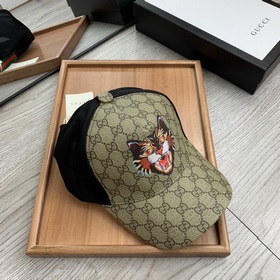 G-House. Классическая сетчатая шапка! Продается в специализирован