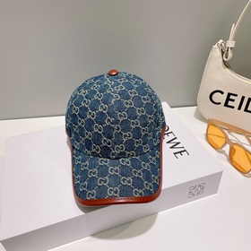 Классическая бейсболка Gucci, изготовленная по оригинальному обра