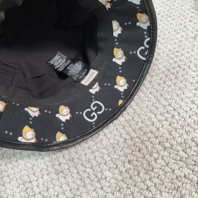 Рыбацкая кепка GUCCI, изготовленная с высоким качеством, выглядит