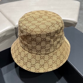 Классическая рыбацкая кепка Gucci, изготовленная из высококачеств