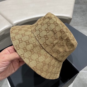 Классическая рыбацкая кепка Gucci, изготовленная из высококачеств