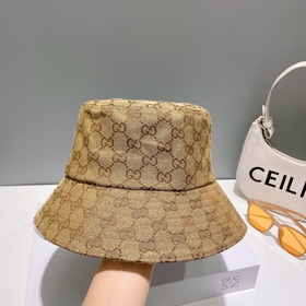 Классическая бейсболка Gucci, логотип из тканого ленточного матер