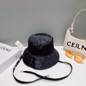 【GUCCI Гуччи】 Официальный сайт доступен на севере страны. Новая к