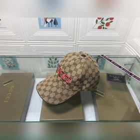 Новая модель «Gucci» доступна в магазинах. Классическая модель из