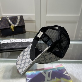 Бейсболка GUCCI, новинка на официальном сайте GUCCI, бейсболка, о