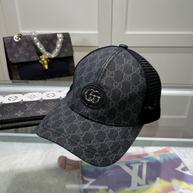 Бейсболка GUCCI, новинка на официальном сайте GUCCI, бейсболка, о
