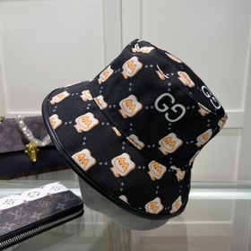 Классическая рыбацкая кепка Gucci, изготовленная из высококачеств