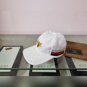 Классическая ткань Gucci подходит для любого времени года. Фотогр