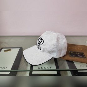 Классическая ткань Gucci подходит для любого времени года. Фотогр