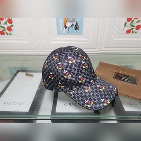 Классическая ткань Gucci подходит для любого времени года. Фотогр