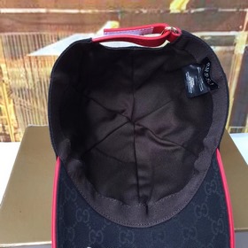 Классическая ткань Gucci подходит для любого времени года. Фотогр