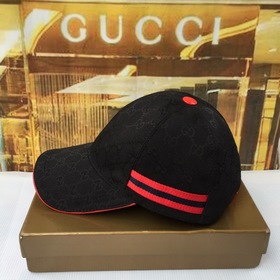 Классическая ткань Gucci подходит для любого времени года. Фотогр